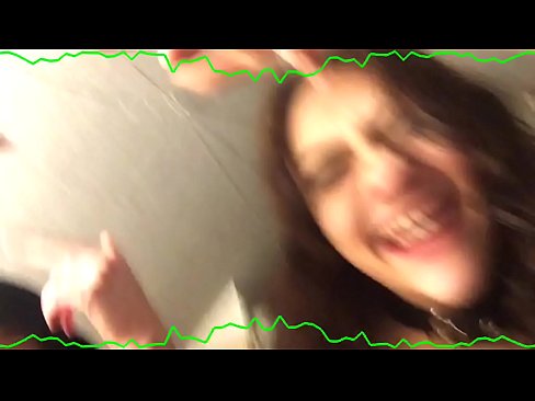 ❤️ 兩個性感的黑髮情感內褲保持混蛋古怪的婊子 ❤❌ 優質色情 在我們 ﹏