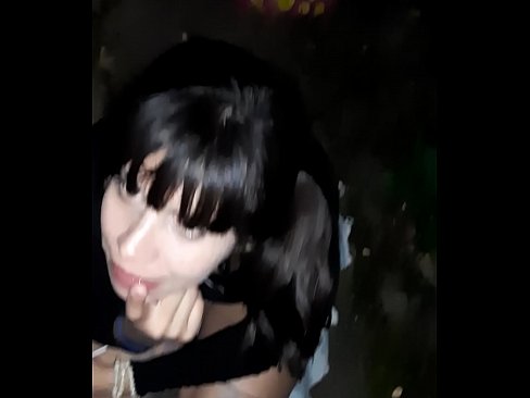 ❤️ 在街上腫脹的陰莖以換取糖果 ❤❌ 優質色情 在我們 ﹏
